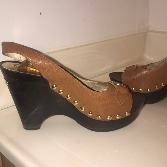 micheal kors signature heels - Picture 4 of 4